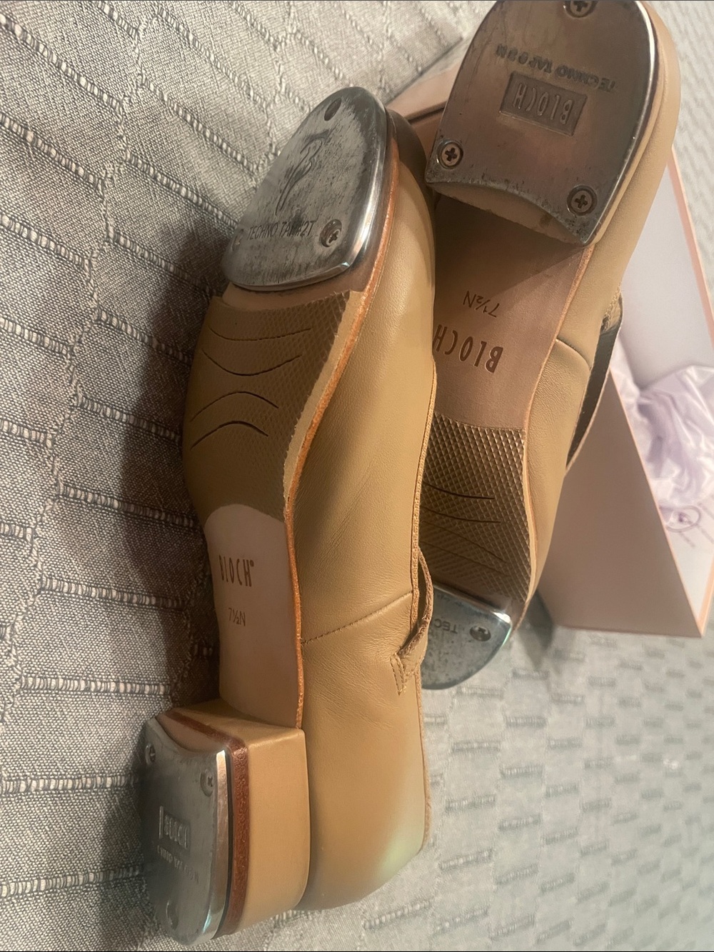 Bloch Tan Mary Jane Flats with Low Block Heel - Picture 4 of 9